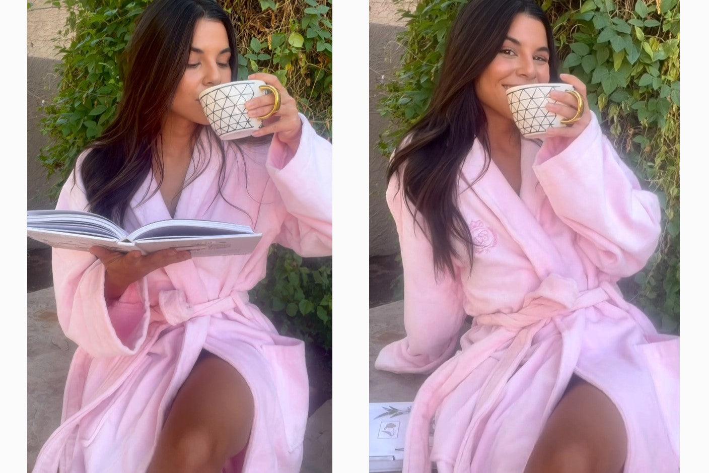 Pink Towel Robe Luxurious Pink Bath Robe: Why These Terry Cloth Robes are a Must-Have ...