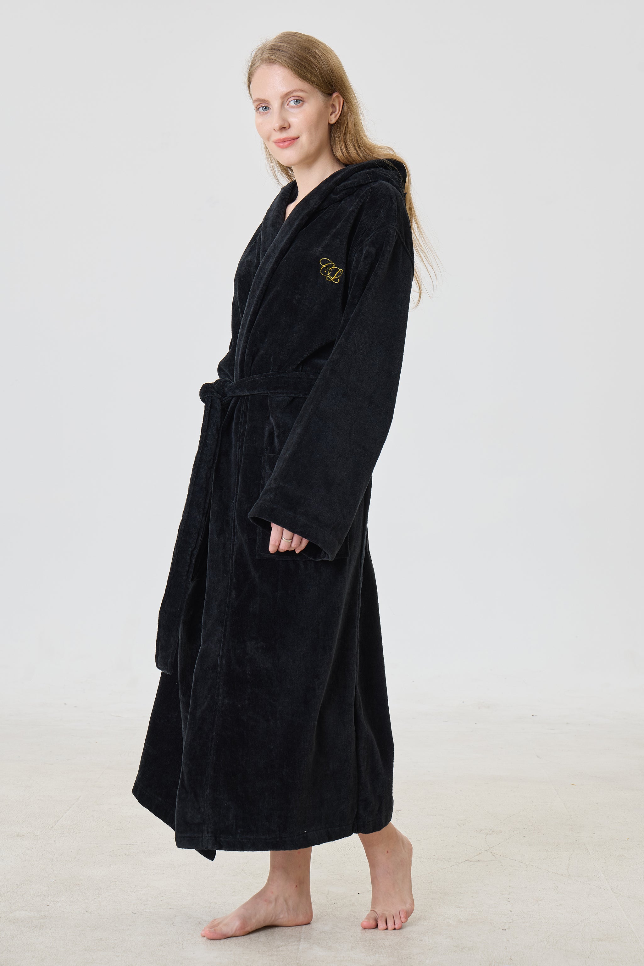 Noir Luxe Hooded Turkish Cotton Spa Bathrobe - Crescentt