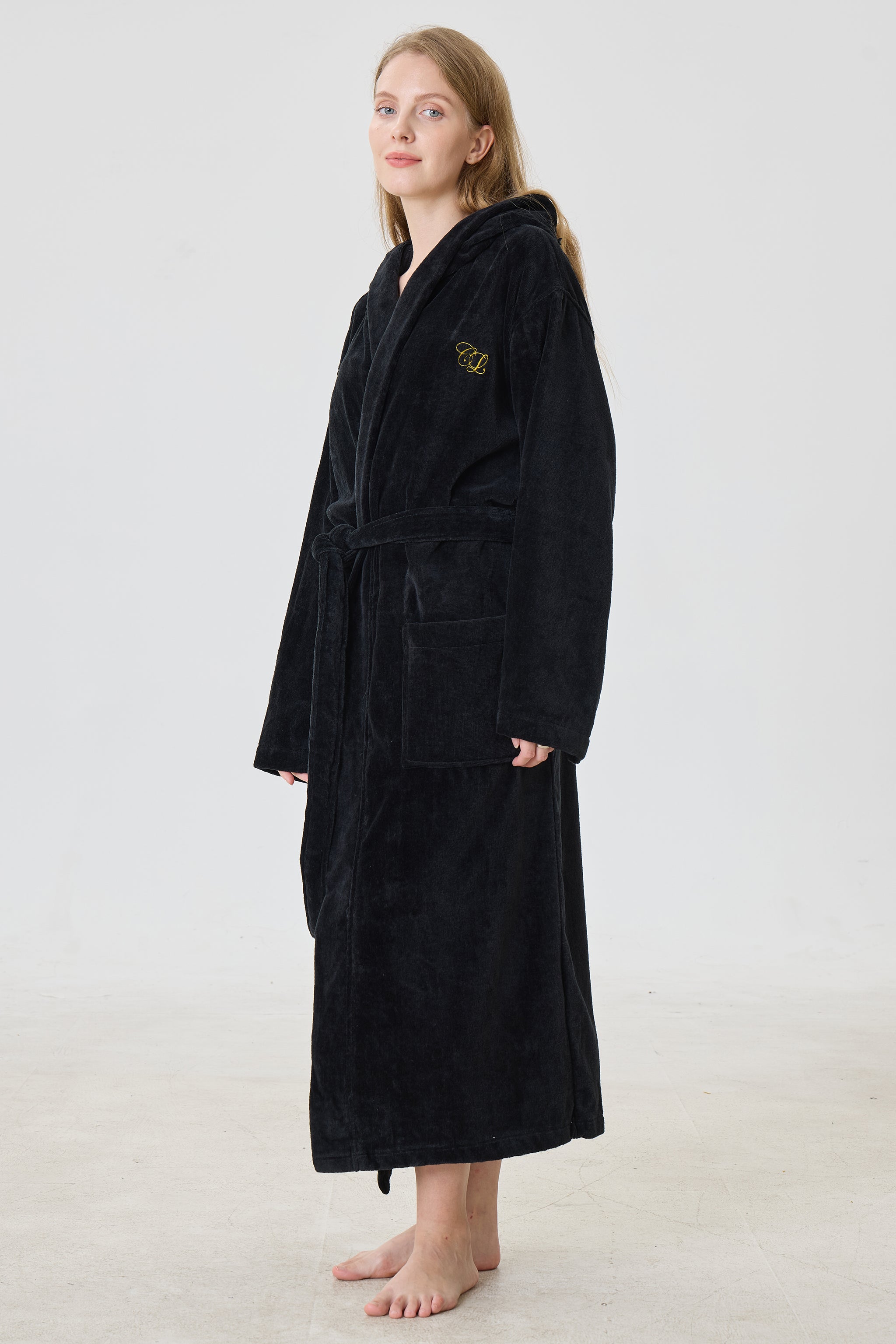 Noir Luxe Hooded Turkish Cotton Spa Bathrobe - Crescentt