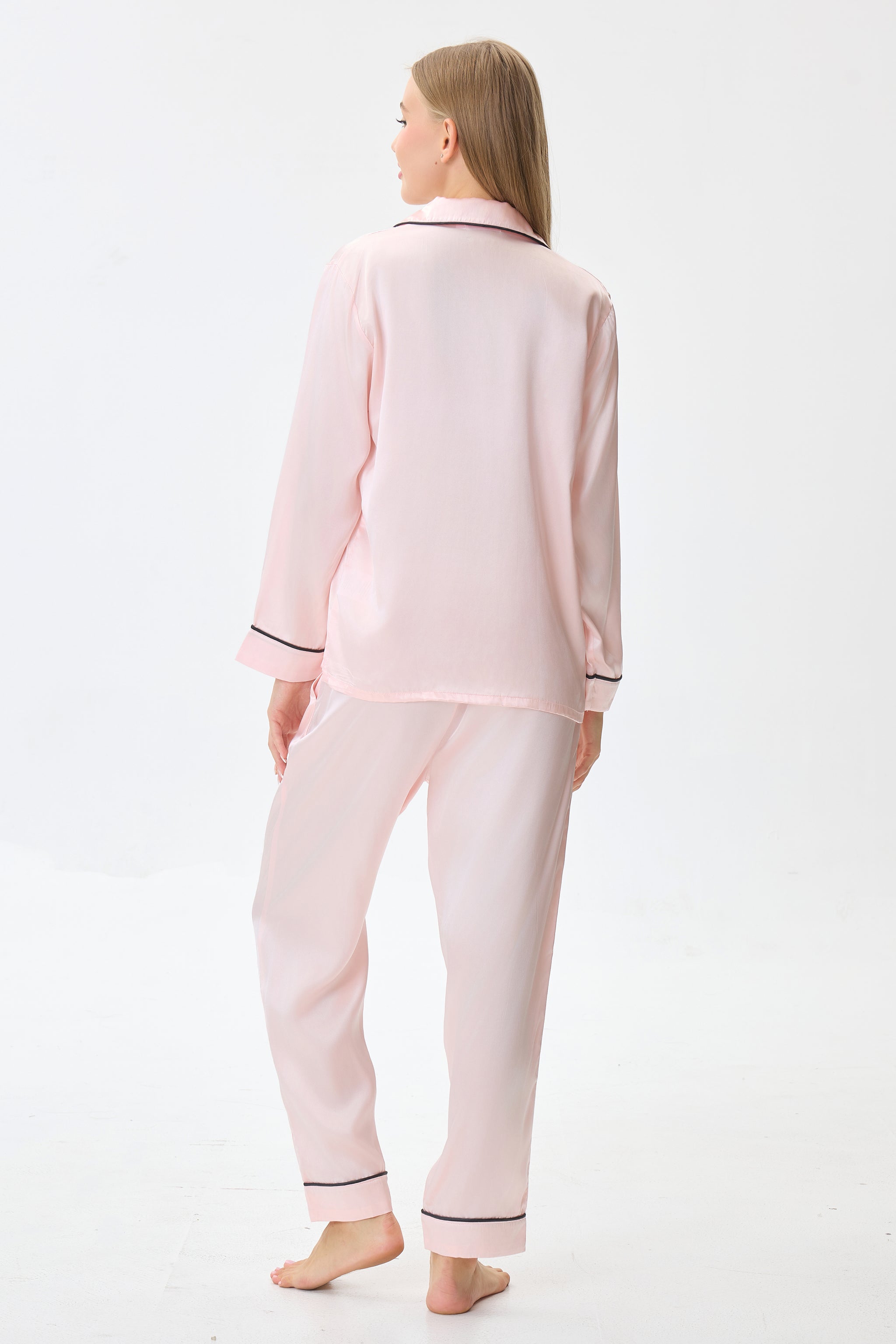 Blush Pink Emery™ Mulberry Silk Pajama Set + Eye Mask + Scrunchie - Crescentt
