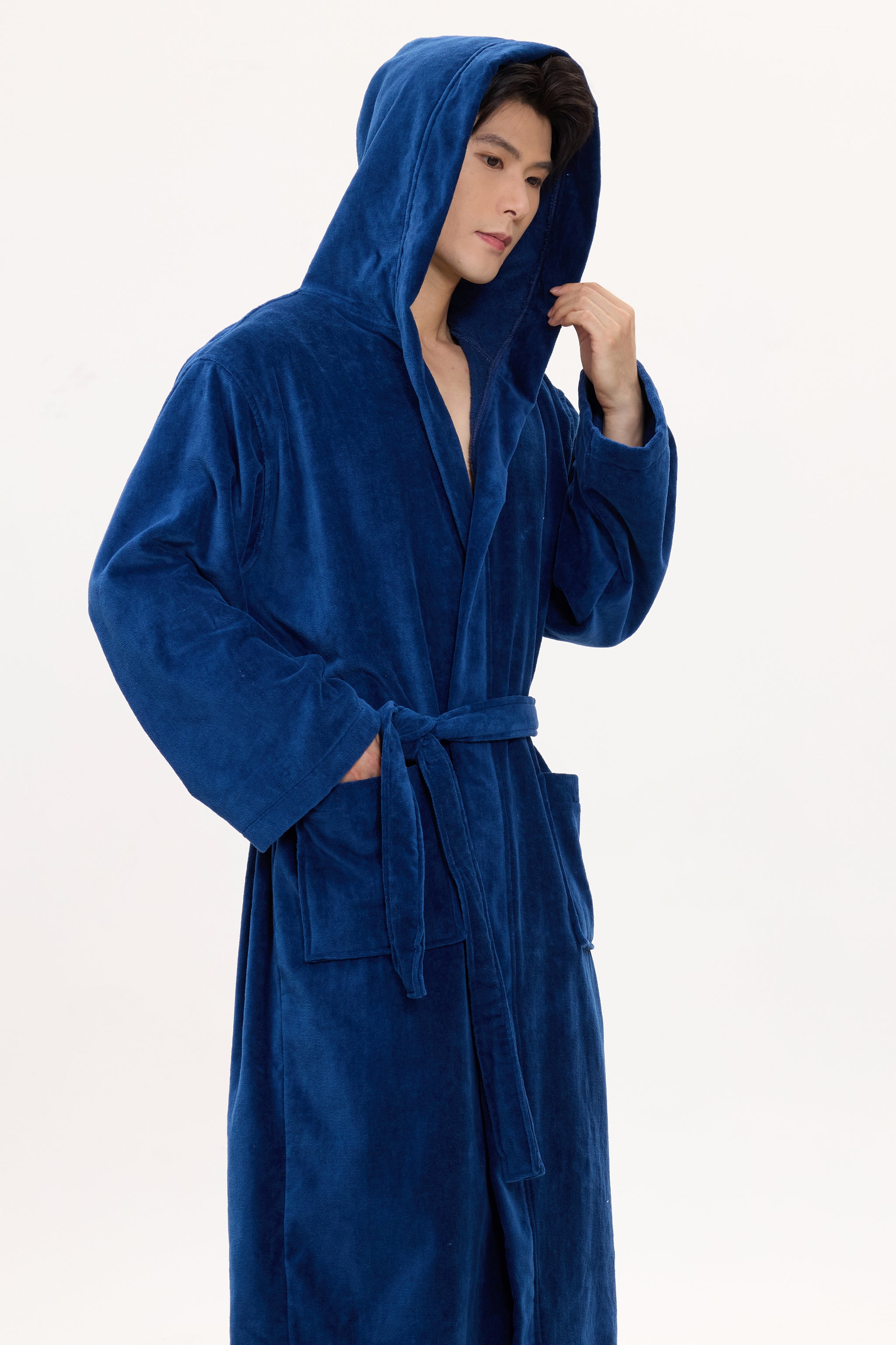 Royal Navy Velvetica™ Hooded Luxury Bathrobe - Crescentt