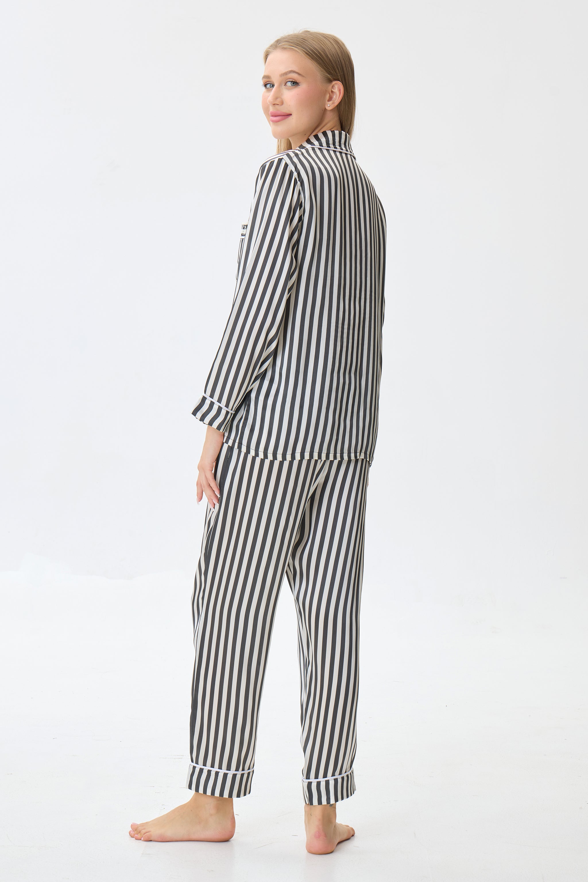 Pinstripe Emery™ Mulberry Silk Pajama Set + Eye Mask + Scrunchie - Crescentt